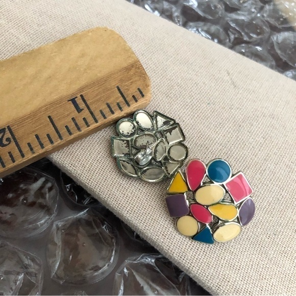 Vintage Geometric Print Pierced Earrings - Picture 2 of 2